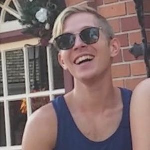 Meet your Posher, Tyler